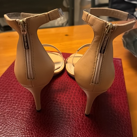 Tamara Mellon Nude Heels - Picture 4 of 8